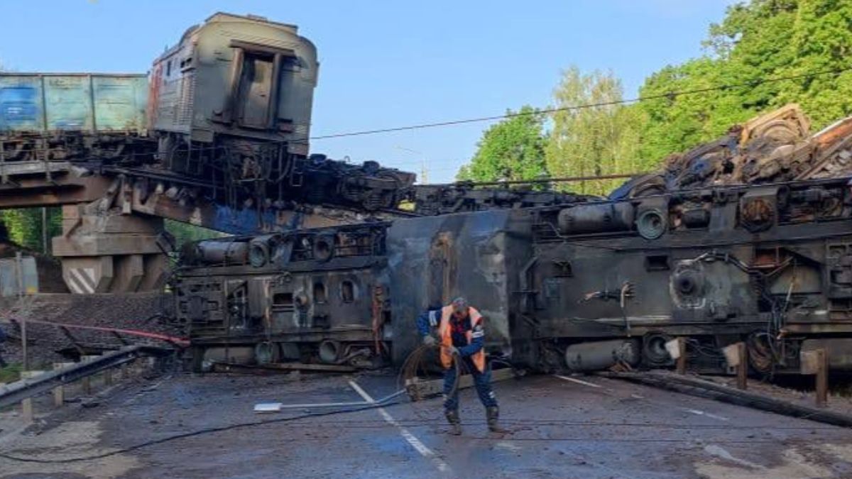 Railway Bridge Collapses In Kursk: Second Train Derailment In Russia In 24 Hours