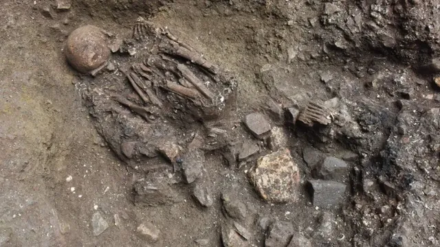 mysterious-ghost-lineage-found-in-7100yearold-chinese-skeleton-offering-clues-to-tibetan-ancestry