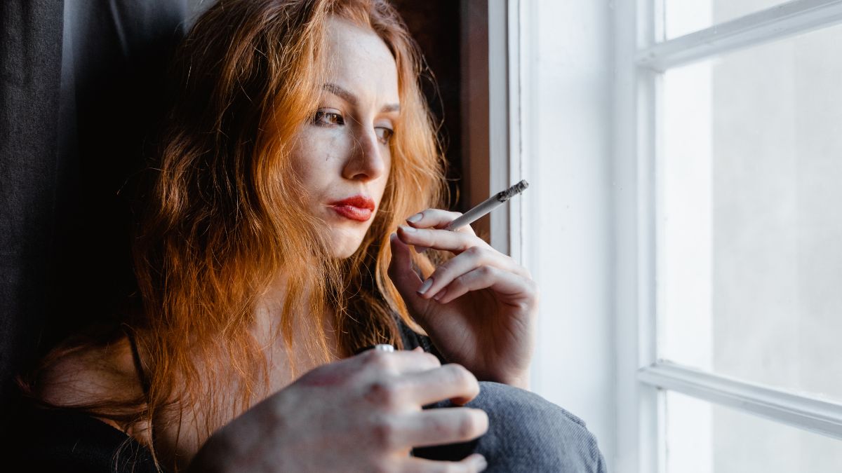 Does Smoking Affect Women Differently Than Men? Know From Doctor