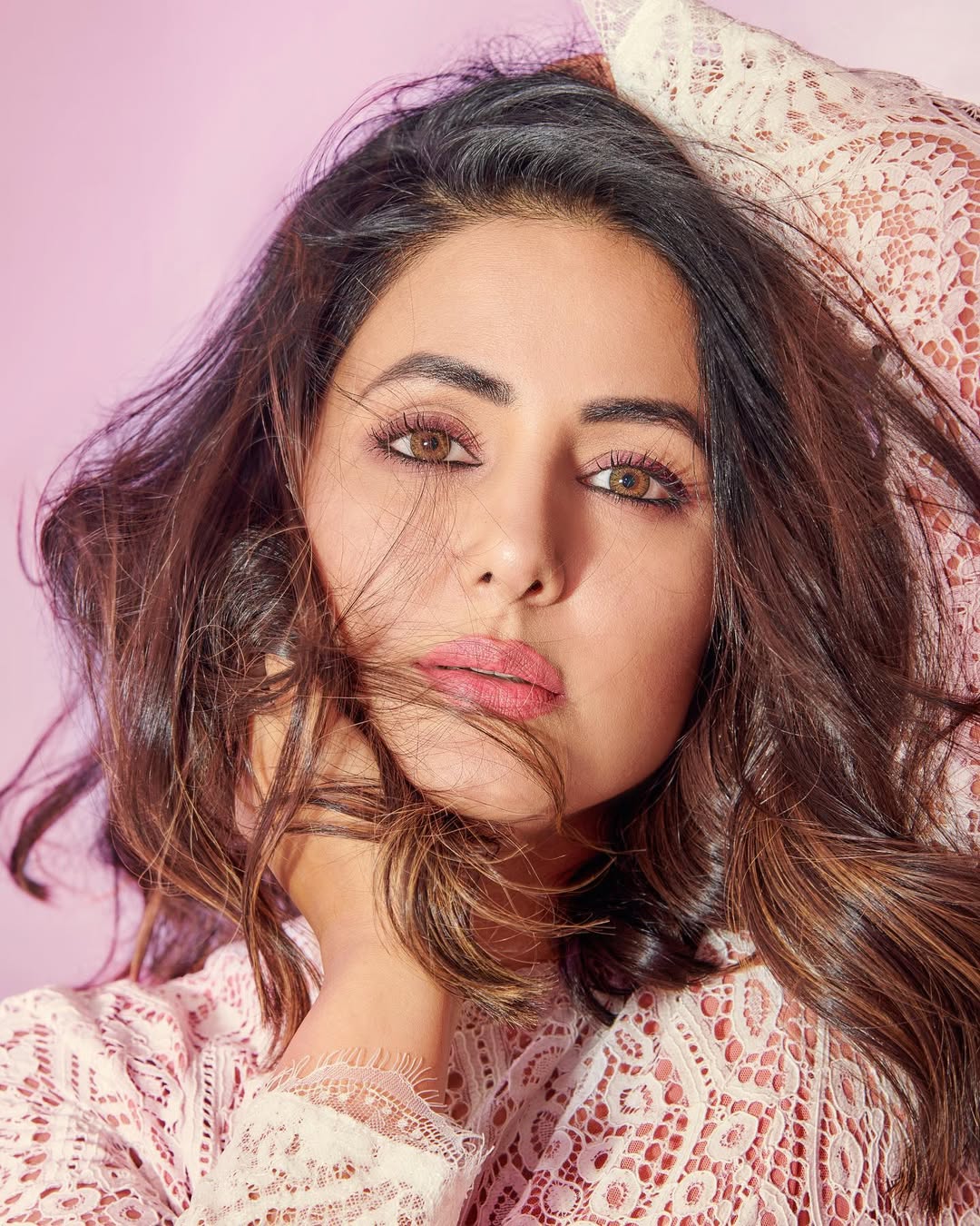 hina khan eye makeup look