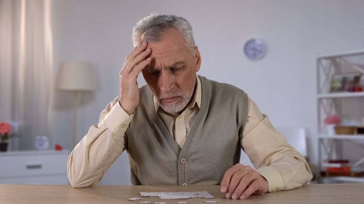 Cognitive Decline vs Dementia: Doctor Shares Key Differences That Every Ageing Adult Should Know