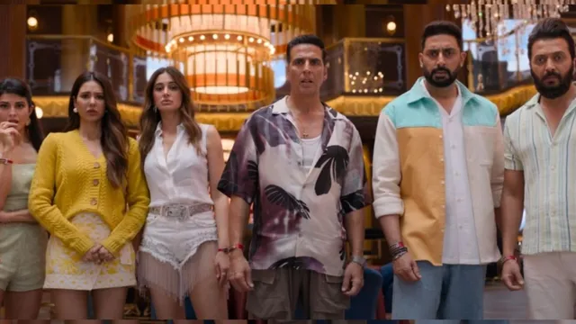 housefull-5-advance-booking-day-1-akshay-kumar-led-comedy-franchise-kickstarts-on-high-note-sells-over-40k-tickets-for-part-a-and-b