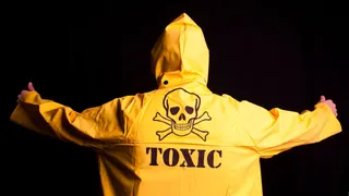 New Employee Quits Job In 2 Weeks After Toxic Manager’s Cruel Reaction To Injury; Viral Video Shocks The Internet