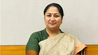Delhi CM Rekha Gupta Receives Death Threat; Police Begins Manhunt