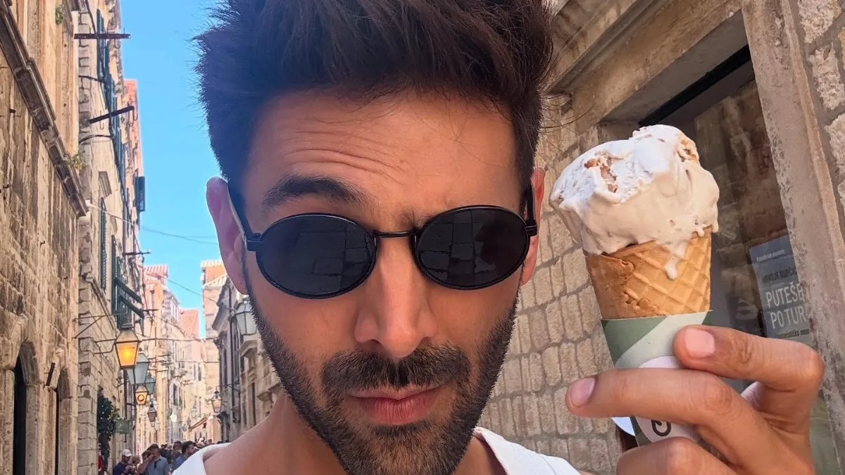 kartik-aaryan-new-photo-from-tu-meri-main-tera-main-tera-tu-meri-shoot-sends-fans-into-frenzy-say-cuteness-overloaded-as-usual