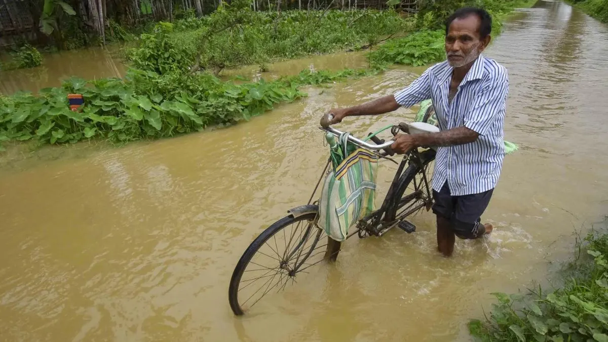 assam-floods-several-train-services-disrupted-due-to-inclement-weather-top-updates