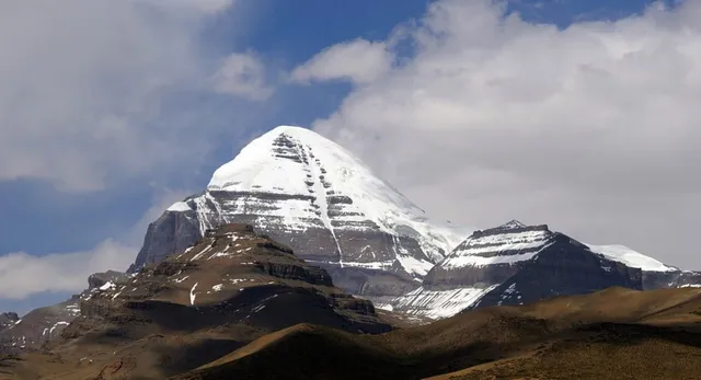kailash-mansarovar-yatra-up-govt-to-provide-accommodation-food-and-yoga-facilities-as-pilgrimage-resumes-after-5-years-check-routes