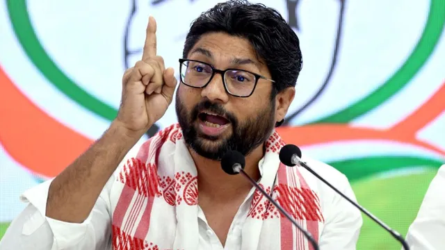 our-government-surrendered-jignesh-mewani-claims-ceasefire-with-pak-reached-due-to-pressure-from-us