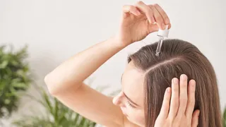 Unlock The Right Ways To Apply Oil For Stronger, Longer Hair