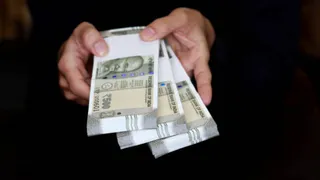 Will Rs 500 Note Be Discontinued From 2026? Govt Responds To Viral Video Claim