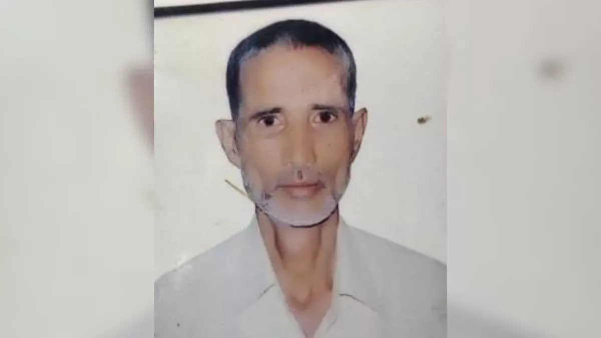 up-man-slits-own-throat-after-offering-eid-namaz-in-deoria-sacrificing-in-name-of-allah