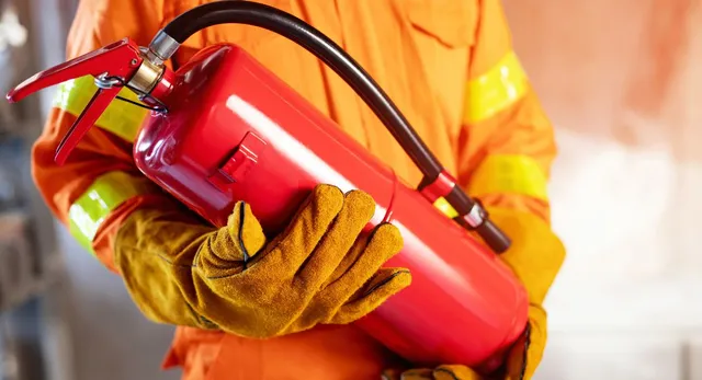 dehradun-doon-hospital-introduces-fortnightly-fire-drills-trains-security-and-contract-staff