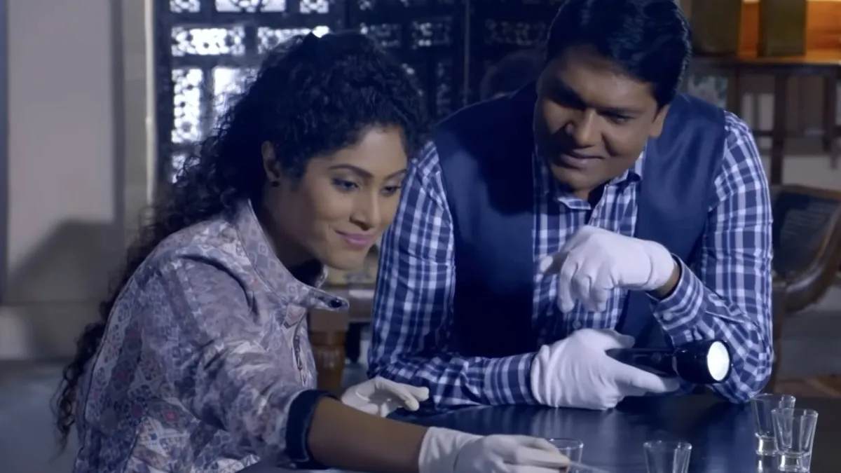 cid-2-shraddha-musale-aka-dr-tarika-joins-investigation-team-of-acp-pradyuman-once-again