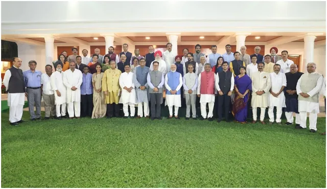 PM Modi Meets Members Of Operation Sindoor Outreach Delegations Over Dinner