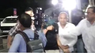 Meghalaya Honeymoon Case: Man Slaps Raja Raghuvanshi’s Murder Accused At Indore Airport | Watch Viral Video