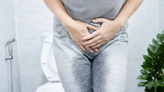 7 Lifestyle Tweaks That Can Help You Manage Urinary Incontinence Naturally: Know From Doctor