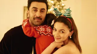 Alia Bhatt Finally Changes Her Surname To ‘Kapoor’ After Marriage With Ranbir Kapoor? Viral Photo Sparks Buzz
