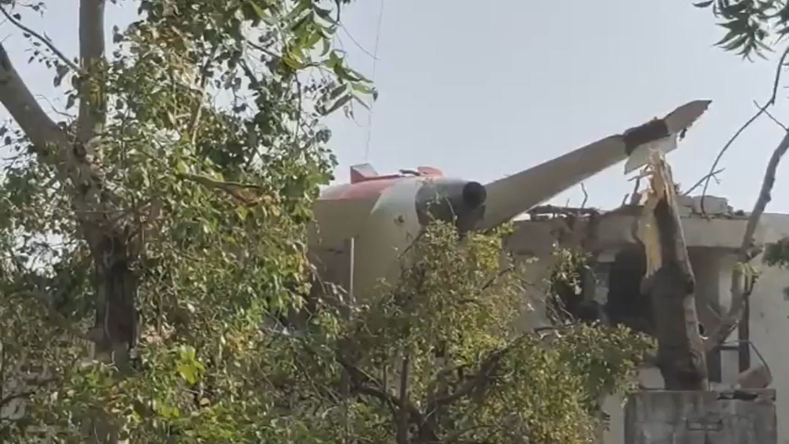 AhmedabadPlaneCrash1