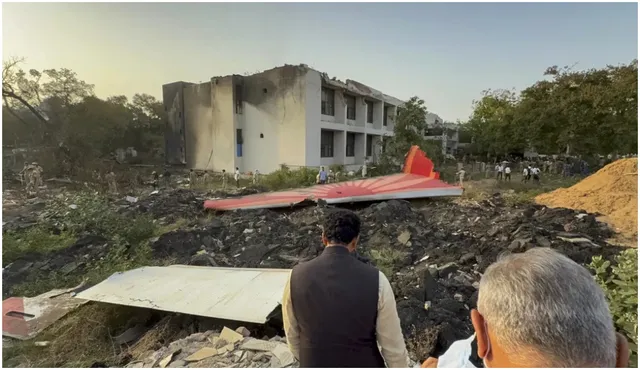 ahmedabad-plane-crash-air-india-sets-up-assistance-centre-at-ahmedabad-london-delhi-top-developments