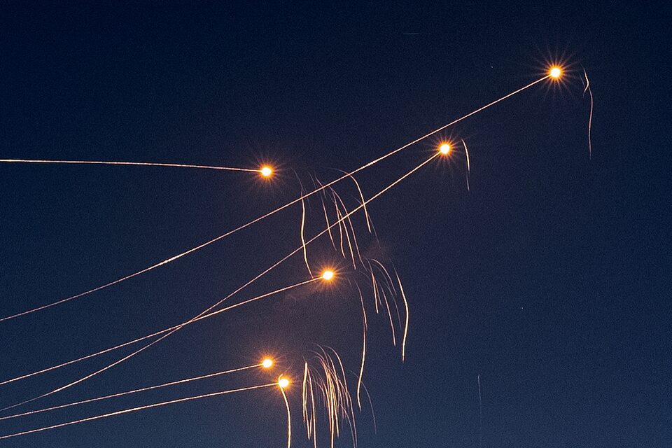 Iron dome intercept iranian missiles