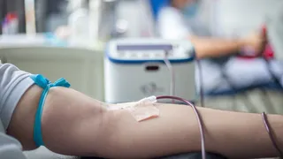 Can You Give Blood Safely During Fasts Or The Summer Season? Know From Doctor