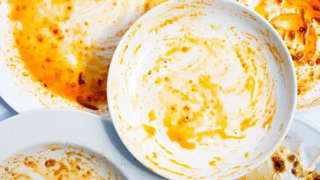 what-are-the-best-diy-cleaning-hacks-to-remove-yellow-stains-from-crockery