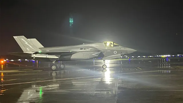british-navys-f35b-fighter-jet-makes-emergency-landing-at-thiruvananthapuram-airport-iaf-confirms