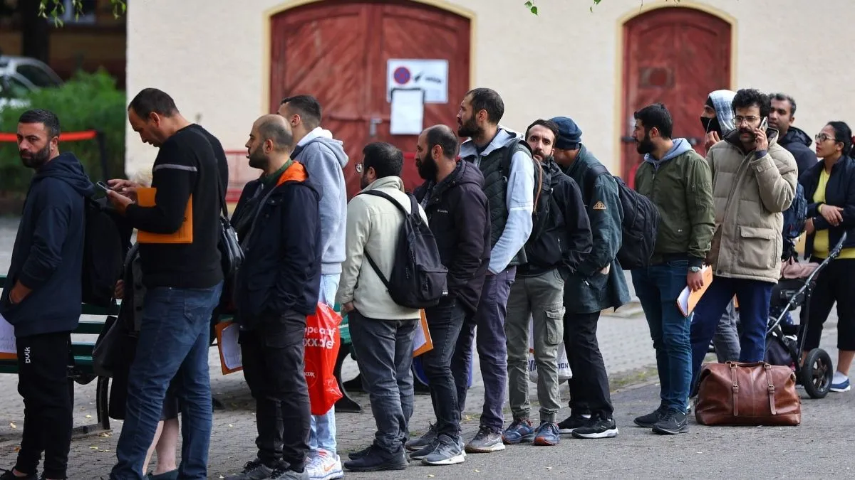 illegal-mass-immigration-facilitators-us-embassy-issues-stern-warning-amid-outrage-over-indian-students-airport-detention