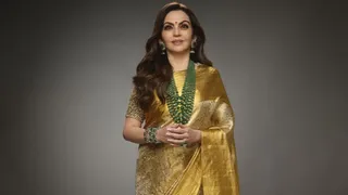 What Are The 5 DIY Methods To Prevent Vintage Kanjivaram Saree From Damage