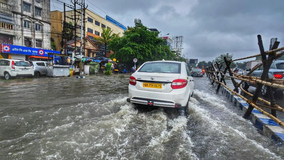 uttarakhand-weather-dehradun-flooded-due-to-heavy-rainfall-traffic-disrupted-water-enters-houses