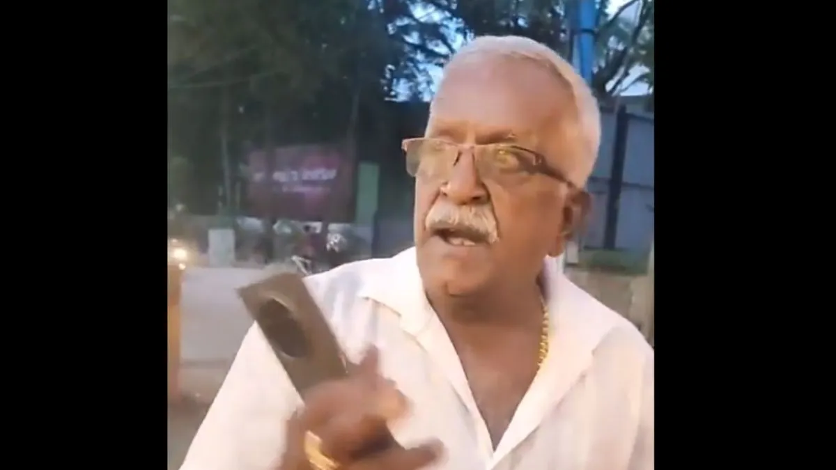 bengaluru-shop-owner-alleges-harassment-by-elderly-man-over-english-signboard-video