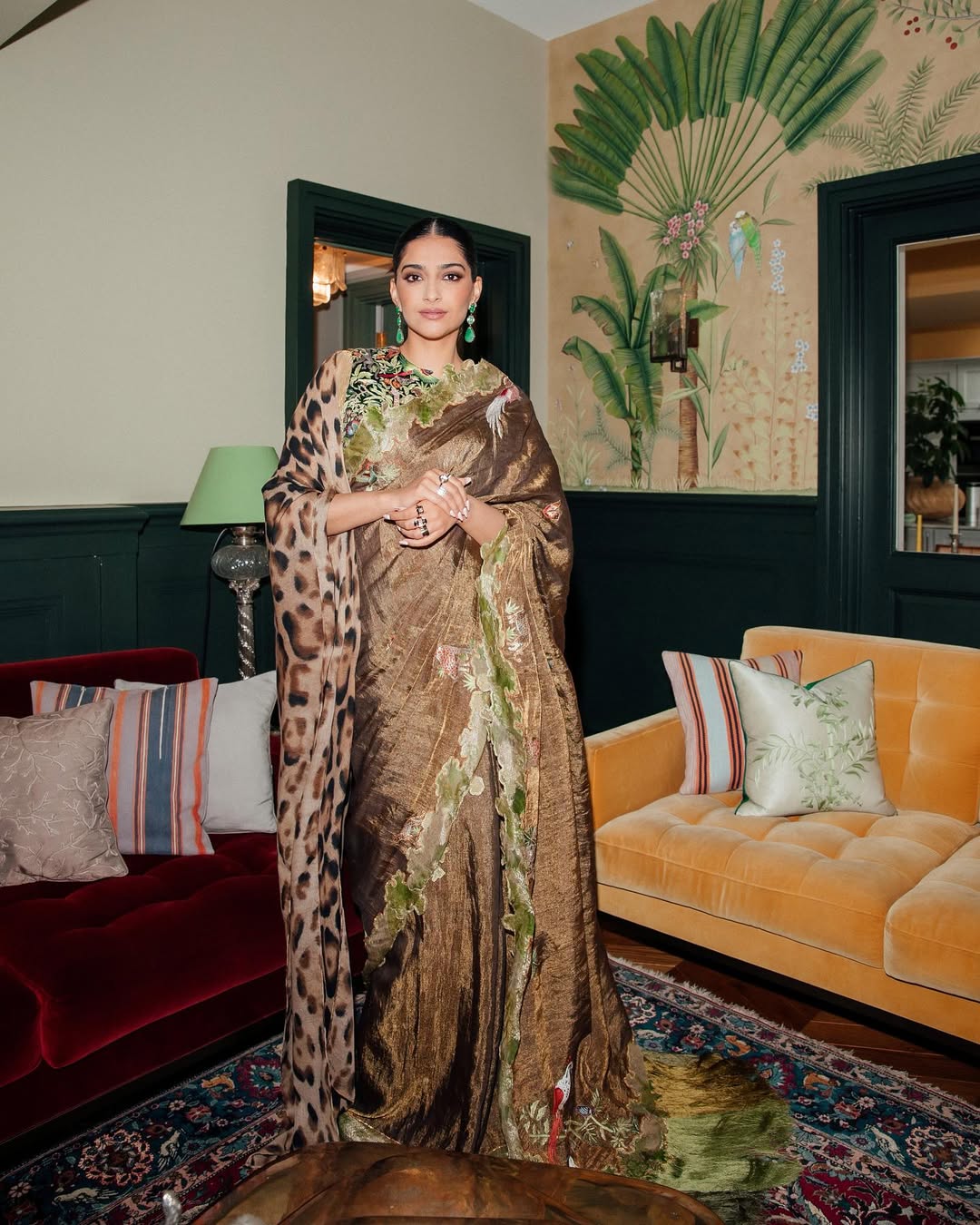 sonam kapoor saree look