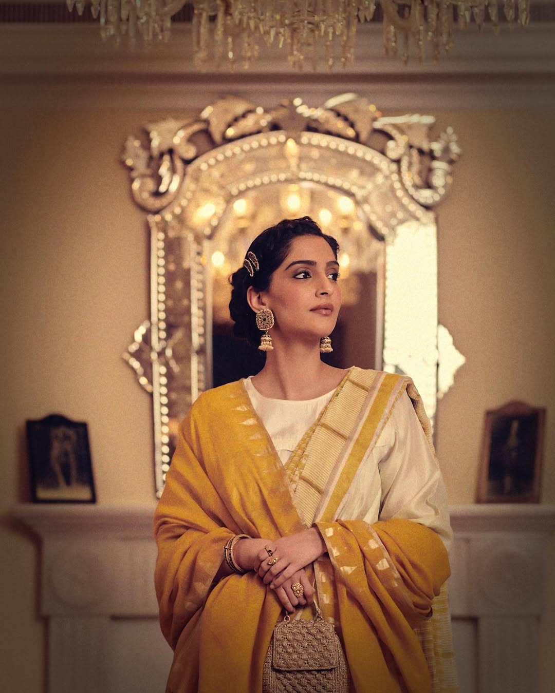 sonam kapoor saree style