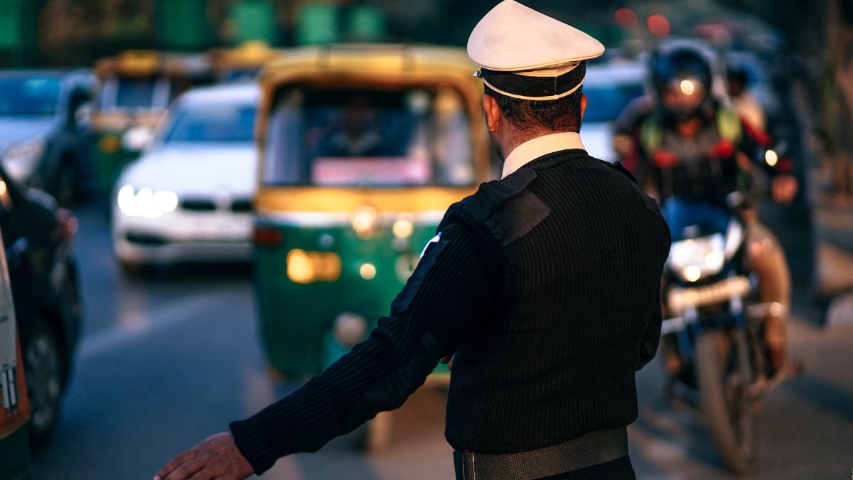 you-look-good-ill-keep-calling-you-hyderabad-woman-shares-chilling-encounter-with-cop-that-left-her-terrified-viral-post