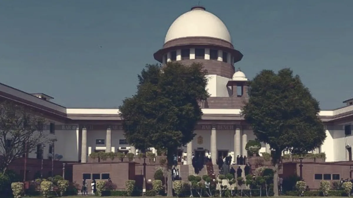 tamil-nadu-adgp-suspension-supreme-court-orders-transfer-of-probe-against-police-official-to-cbcid