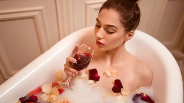 what-is-vinotherapy-how-wine-bath-is-becoming-a-popular-beauty-treatment