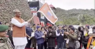 Kailash Mansarovar Yatra 2025 Begins From Sikkim's Nathula Pass After Five Years; Guv Flags Off First Batch
