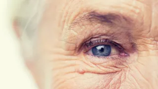 How Can Seniors Protect Their Eyes In Hot Weather? Know From Doctor