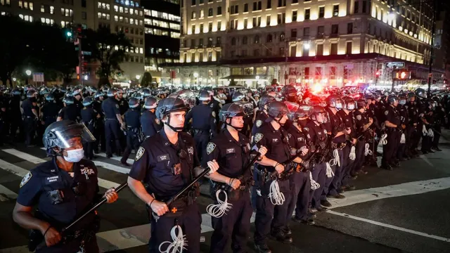 us-attack-in-iran-us-air-force-israel-iran-war-donald-trump-iran-nuclear-sites-fordow-natanz-esfahan