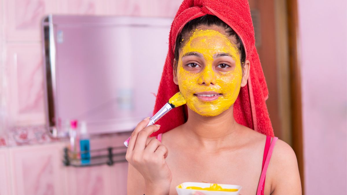 chandan and haldi face pack