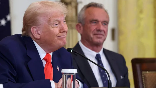 pakistani-lawmakers-urge-govt-to-withdraw-his-nomination-for-nobel-peace-prize-says-he-raged-israel-iran-war