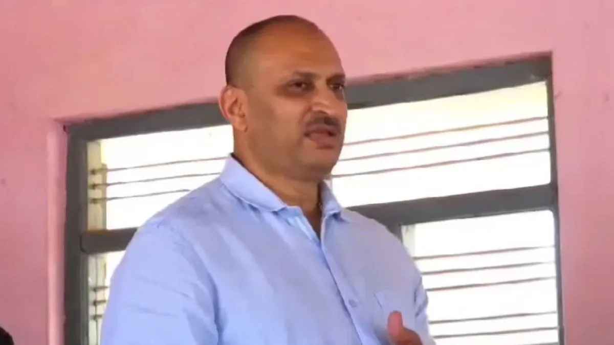 bengaluru-exbjp-mp-anant-kumar-hegde-aides-booked-for-assaulting-family-in-road-rage-incident