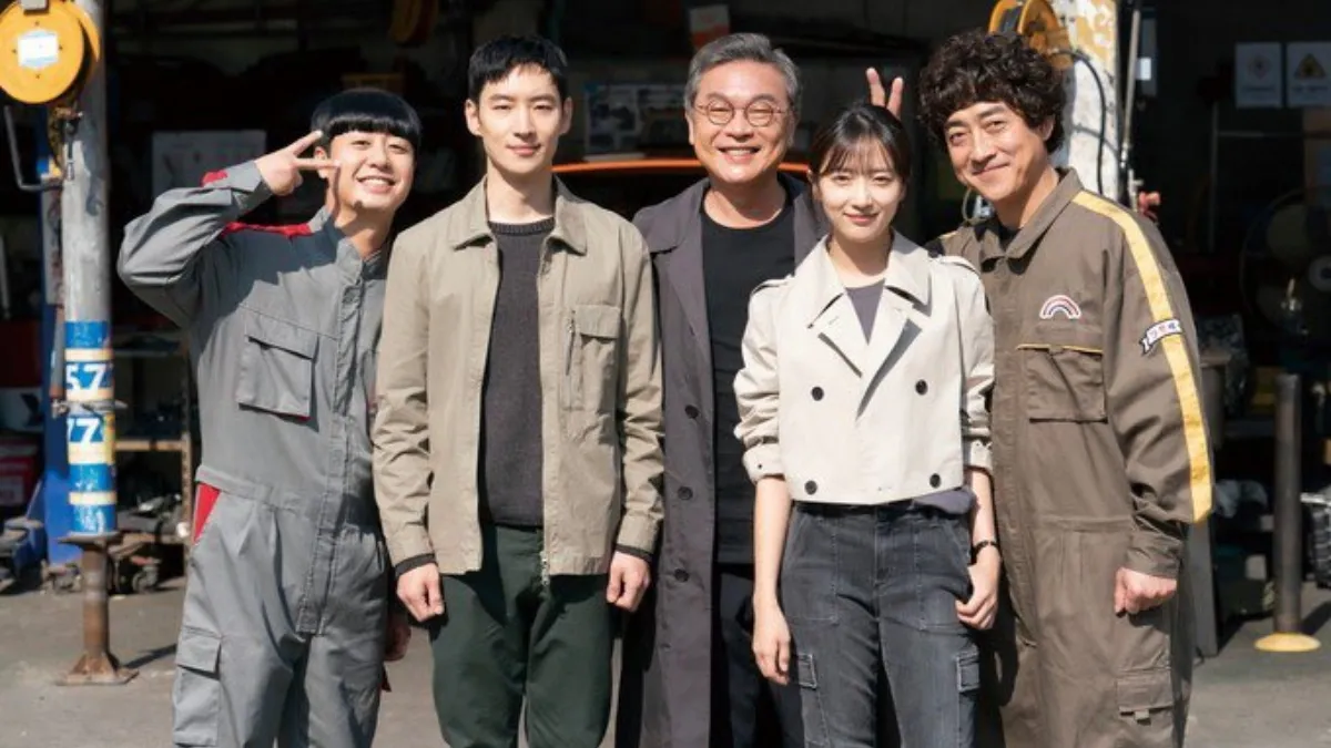 taxi-driver-3-lee-je-hoon-returns-for-new-ride-mirrors-edan-lui-joins-cast-of-hit-kdrama