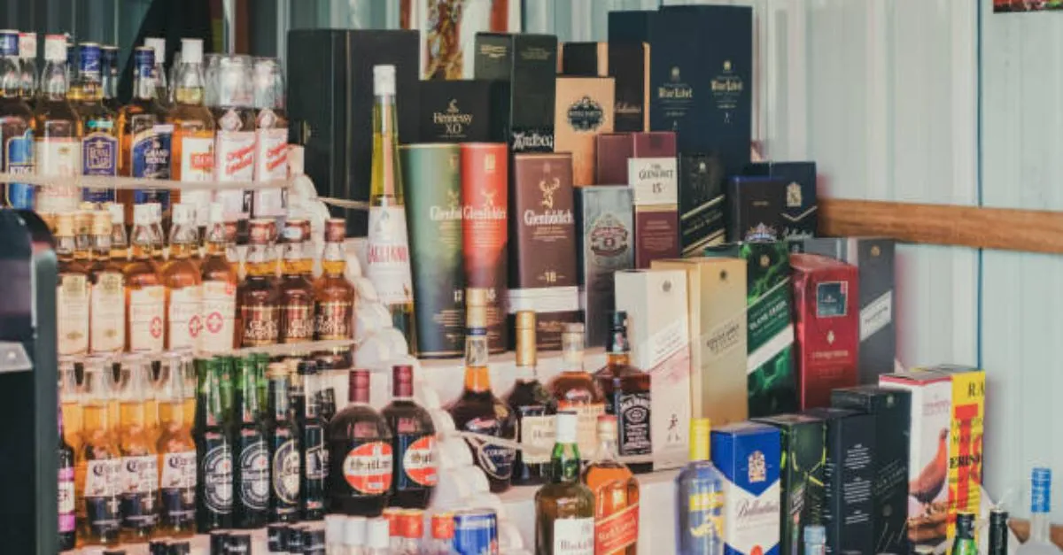 delhi-liquor-policy-gets-9-months-extension-govtrun-liquor-shops-to-continue-till-march-2026
