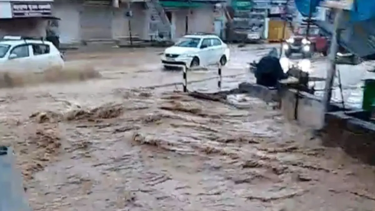 in-pics-landslides-block-roads-river-ganga-in-spate-as-continuous-rain-wreaks-havoc-in-uttarakhand