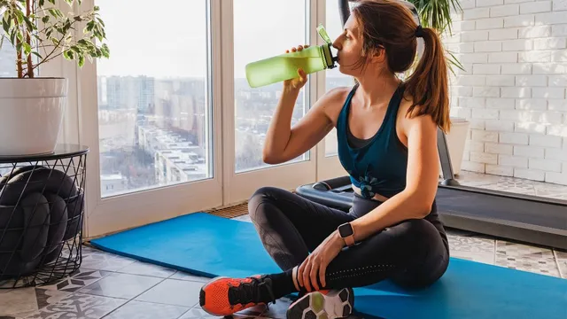 should-you-drink-water-immediately-after-workout-or-exercise