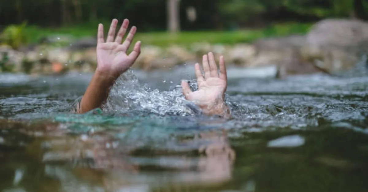 uttar-pradesh-three-drown-in-jhansi-and-deoria-as-rivers-swell-amid-heavy-rainfall