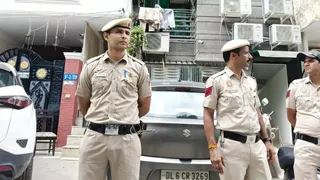 Delhi Double Murder: Mother, Teenage Son Found Dead With Slit Throat In Lajpat Nagar Apartment; Accused House Help Arrested