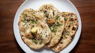 No Tandoor Needed! Here's How To Make Soft And Fluffy Tandoori Naan In Under 15 Minutes