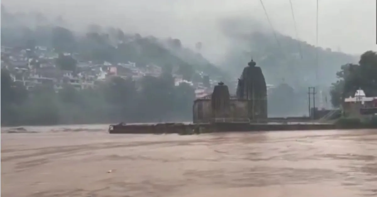 himachal-flash-floods-landslides-mandi-shimla-manali-heavy-rain-alert-imd-forecast-himachal-rains-damages-monsoon-updates